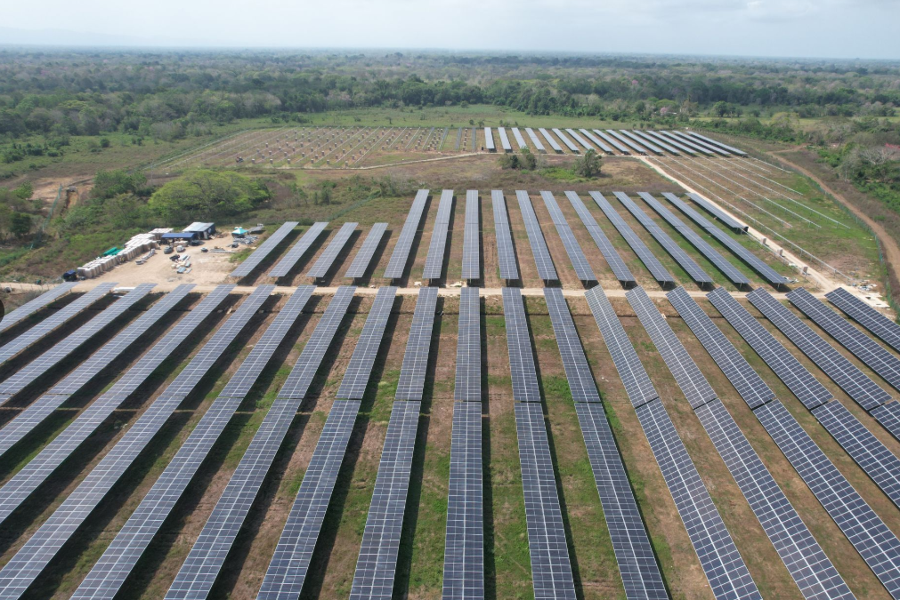 Parque Solar La Ceiba